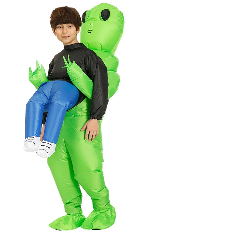 Fantasia Infantil Alien com Criança
